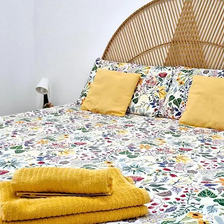 Pino Baroque Near & Etna By Wonderful Italy * カターニア